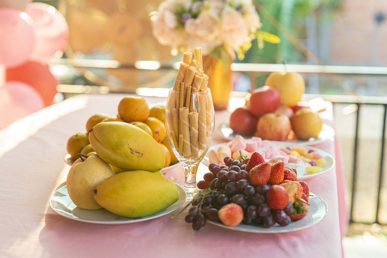Zdrowe przepisy na desery z owoców sezonowych